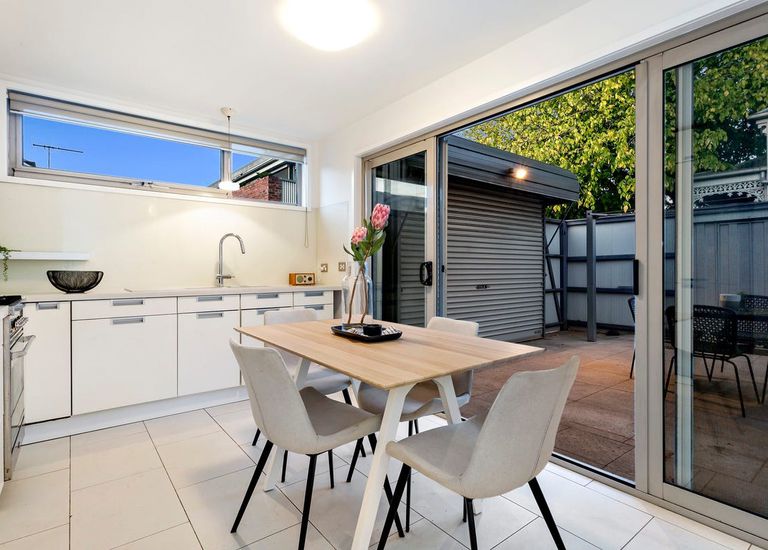 11 Woodlawn Street, Richmond