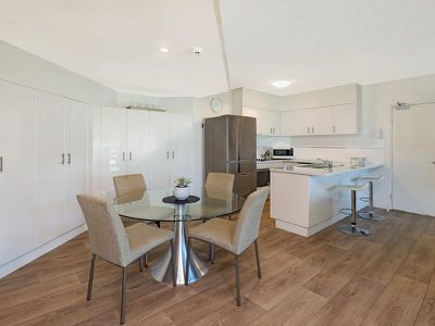 4 / 42-56 River Esplanade, Mooloolaba