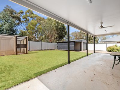 2 / 21 Scullys Lane, Heathcote