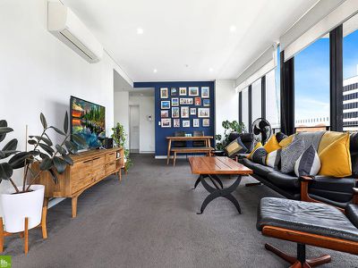 702 / 28 Burelli Street, Wollongong