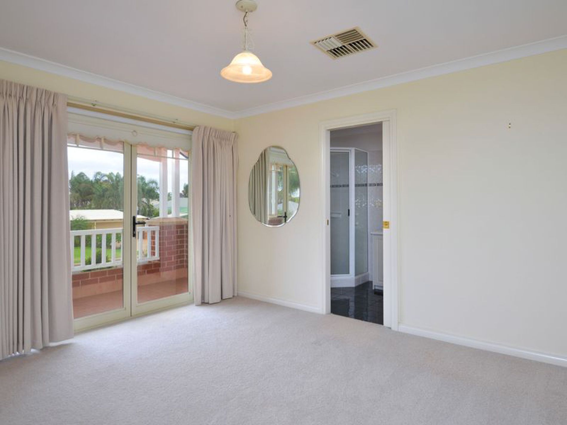 46 Chapman Drive, Somerville