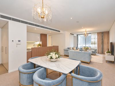 2004 / 8 Adelaide Terrace, Perth