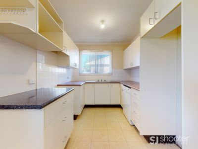 4 Salter Drive, Dubbo