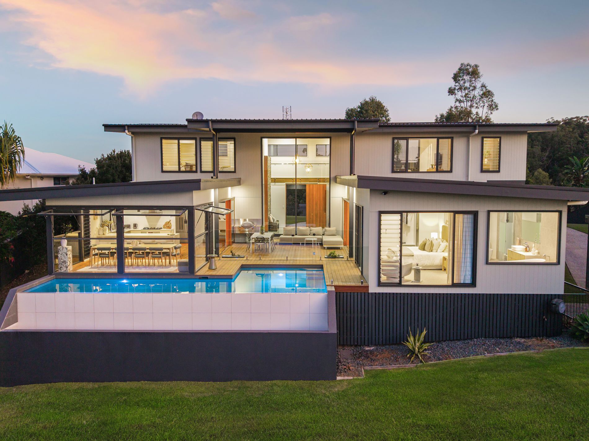 10 Kingfisher Crescent, Palmview