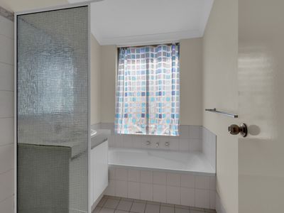 48 MCLEAN ROAD, Canning Vale