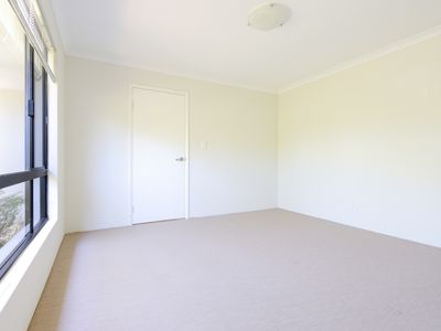 4 Lukin Loop, Pinjarra
