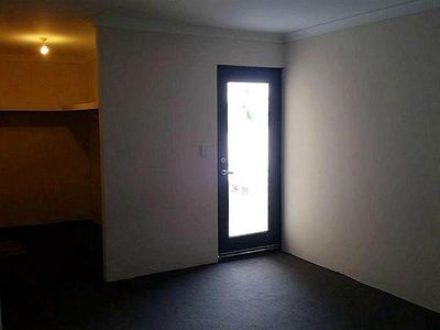7 / 18 Gibbs, East Cannington