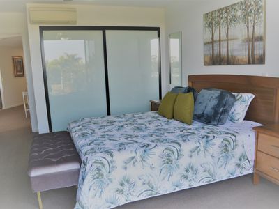 1318 / 2 Activa Way, Hope Island