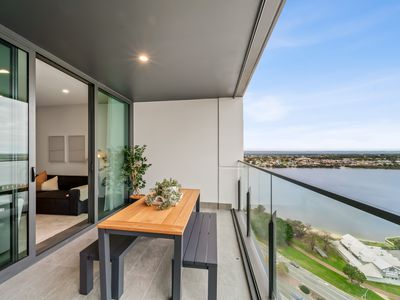 1404 / 3 Kintail Road, Applecross
