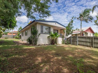 63 Poinciana Street, Inala