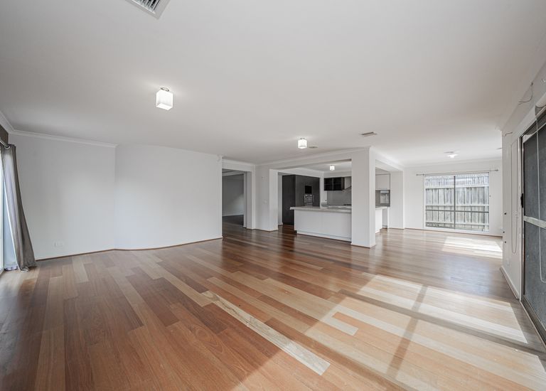 79 Lyndhurst Boulevard, Lyndhurst