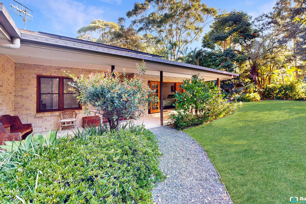 6 Bloodwood Place, Cooroibah