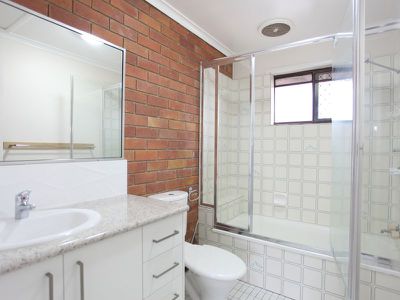 18 / 7 Chamberlain Avenue, Rochedale South