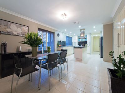 16 Schooner Circuit, Manly West