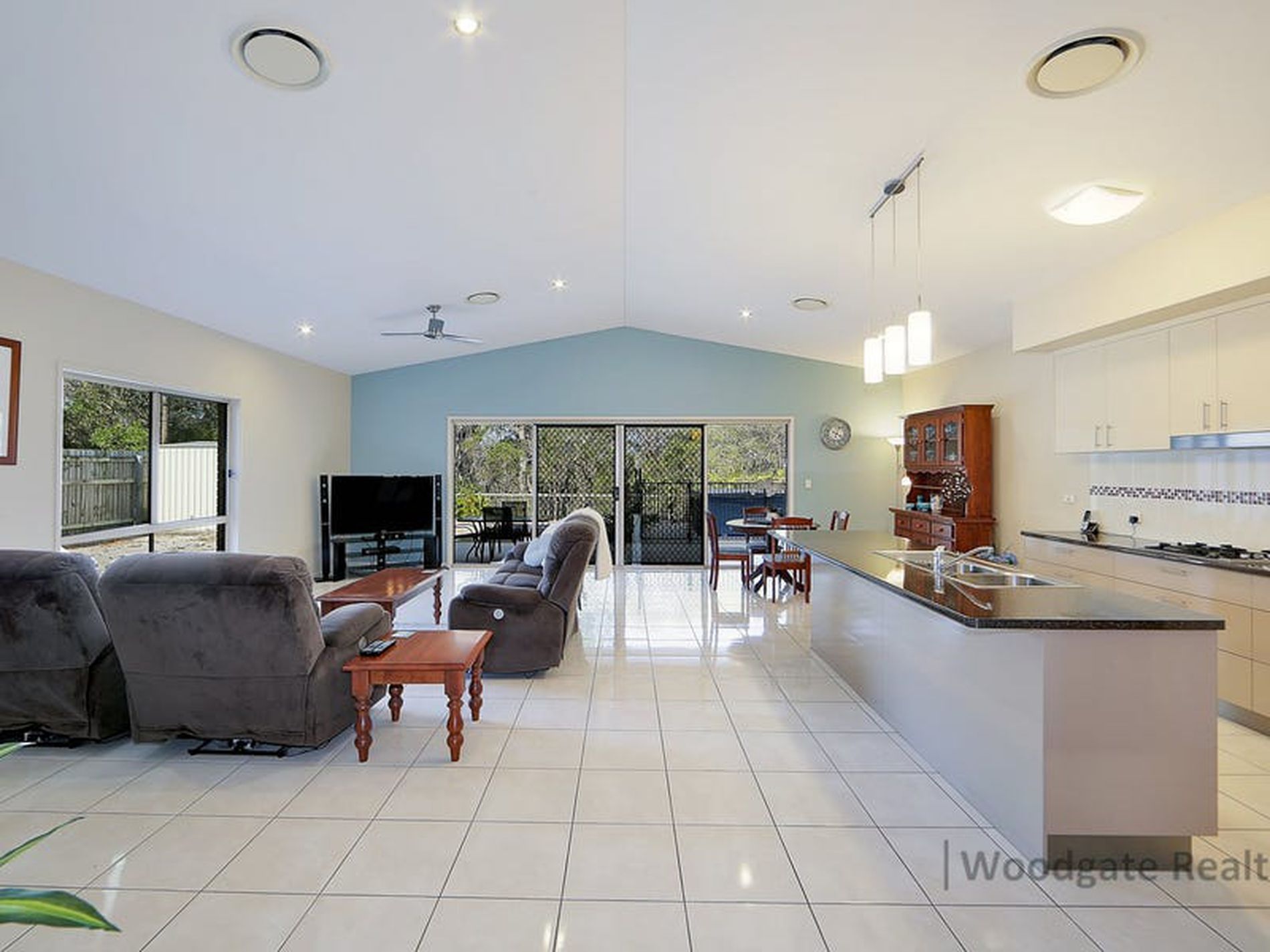 29 Ocean View Dr, Woodgate