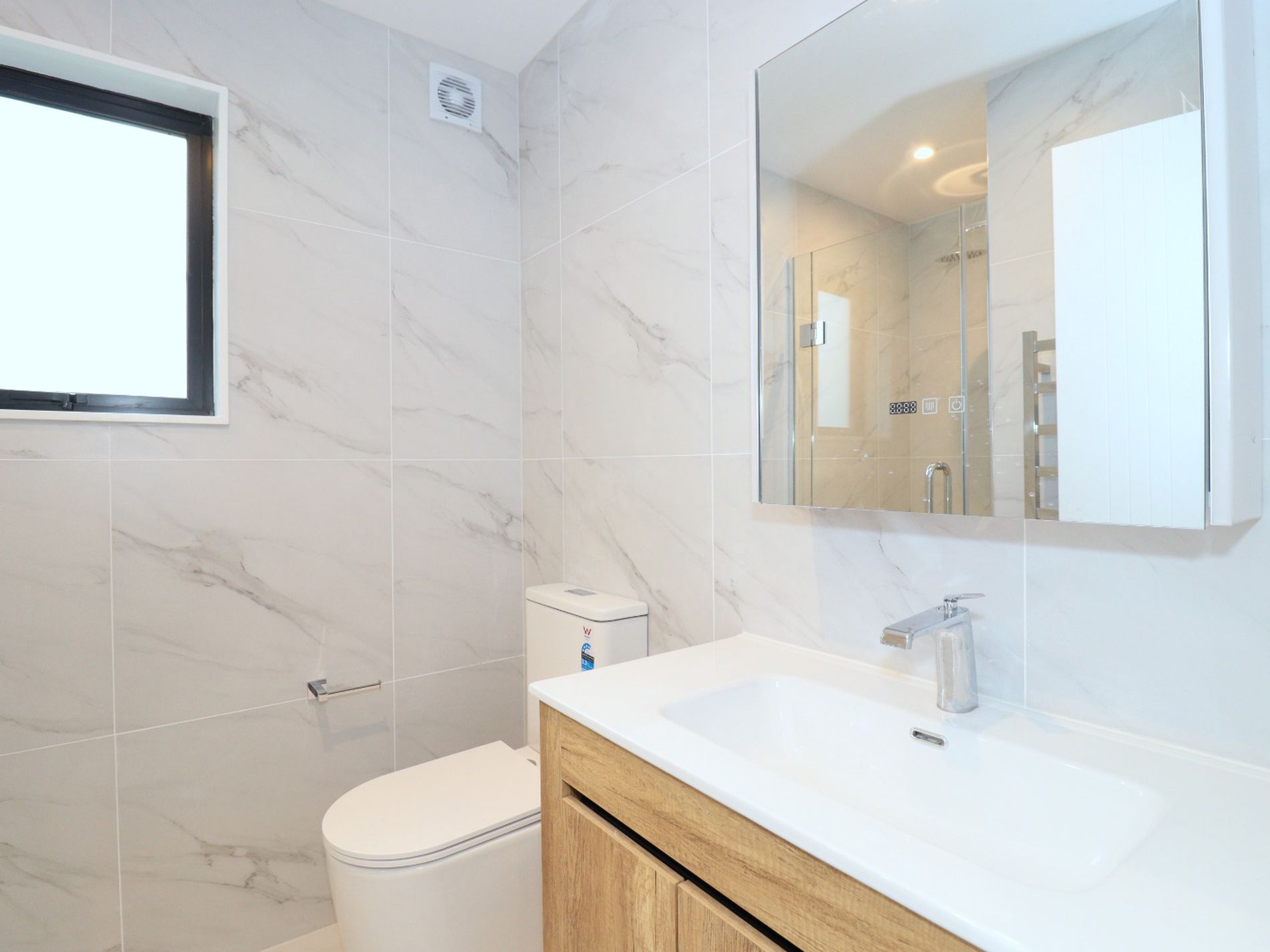 14B Gulf Crest, Bucklands Beach