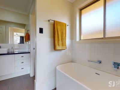 58 Twickenham Drive, Dubbo
