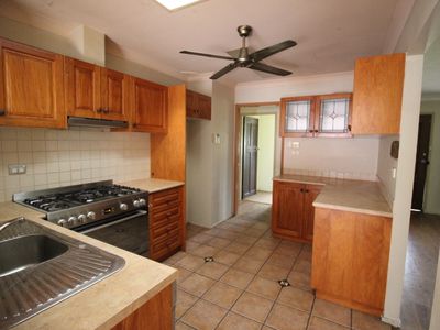 5 Cox Parade, Mount Warrigal