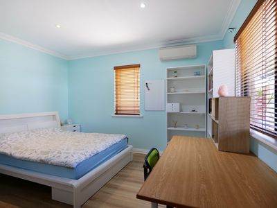 28A Ramsdale Street, Doubleview