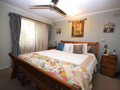 12 Fairway Avenue , Mount Beauty