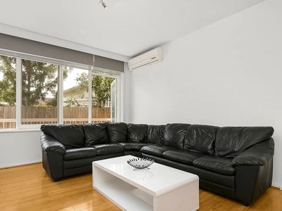 4 / 3 Yendon Road, Carnegie