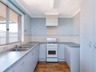 4 Phoenix Place, South Kalgoorlie