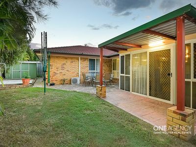 49 Macquarie Cct, Forest Lake