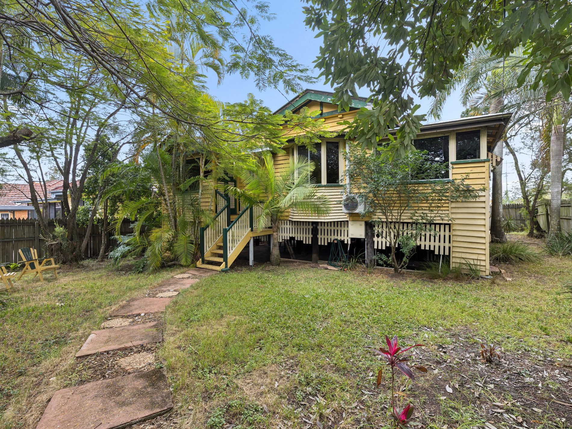 2 Beaton Street, Coopers Plains
