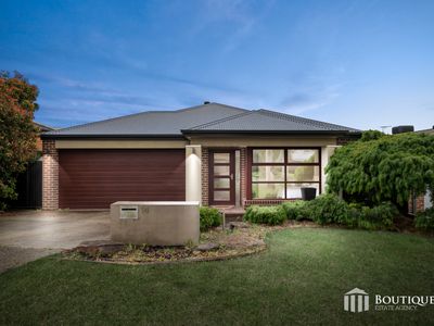 14 Bonneville Parade, Pakenham