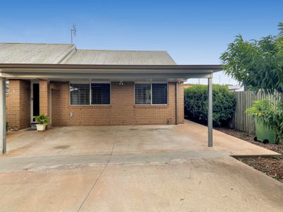 1 / 1 Lacaze Street, Wilsonton