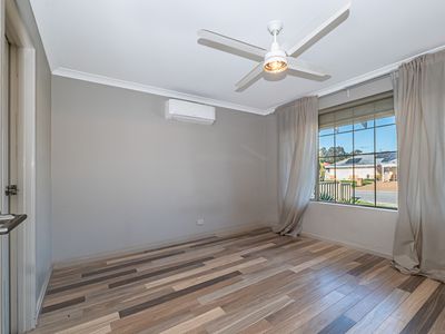 24 Powderbark Bypass, Kenwick