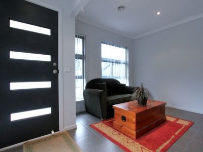 1 Hideaway Place, Mernda
