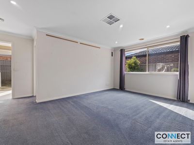 9 Reynard Place, Cranbourne East