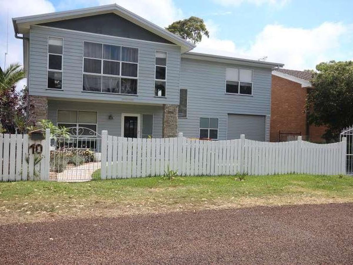 10 Caswell Crescent, Tanilba Bay Portside Real Estate