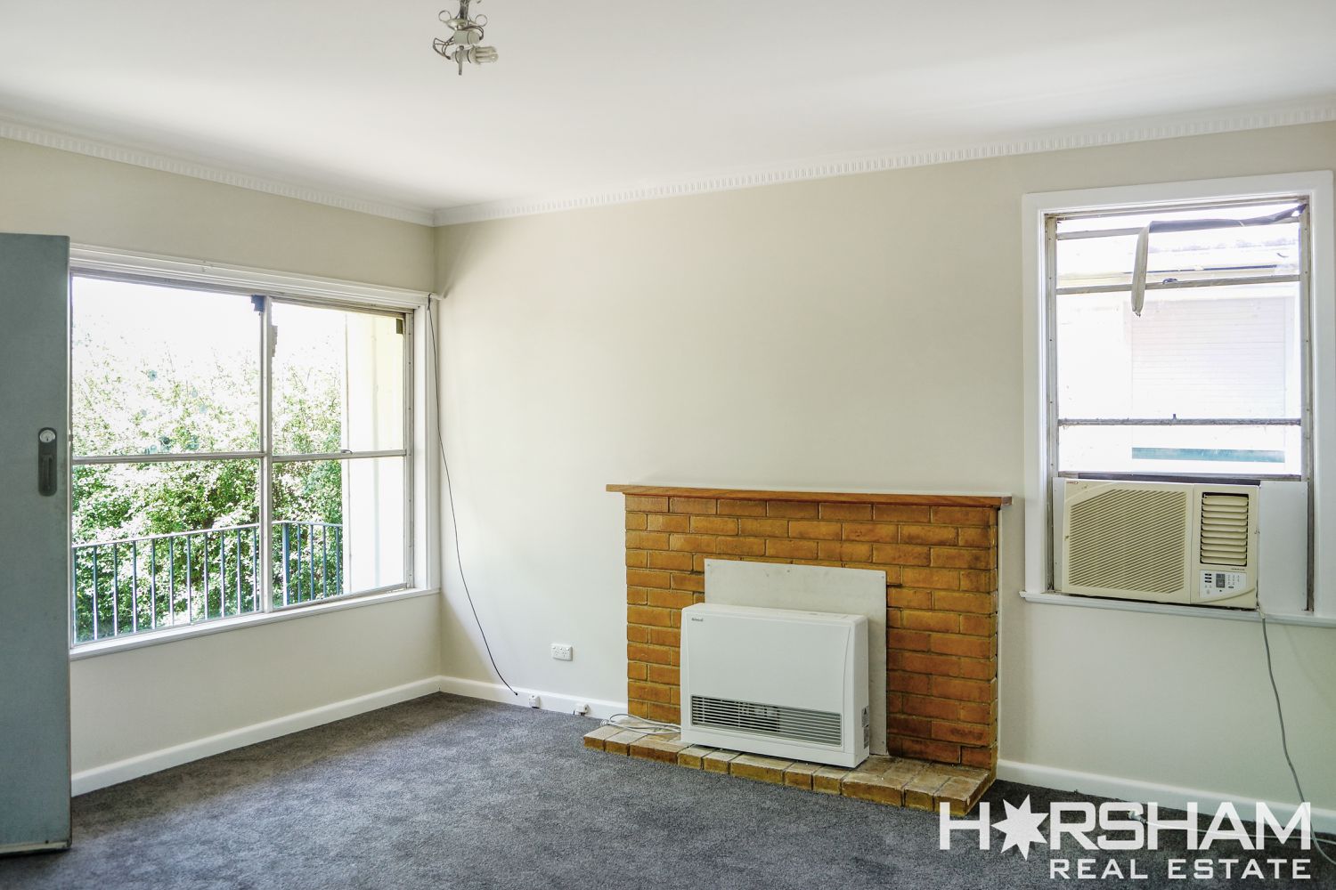 33 Philip Street, Horsham
