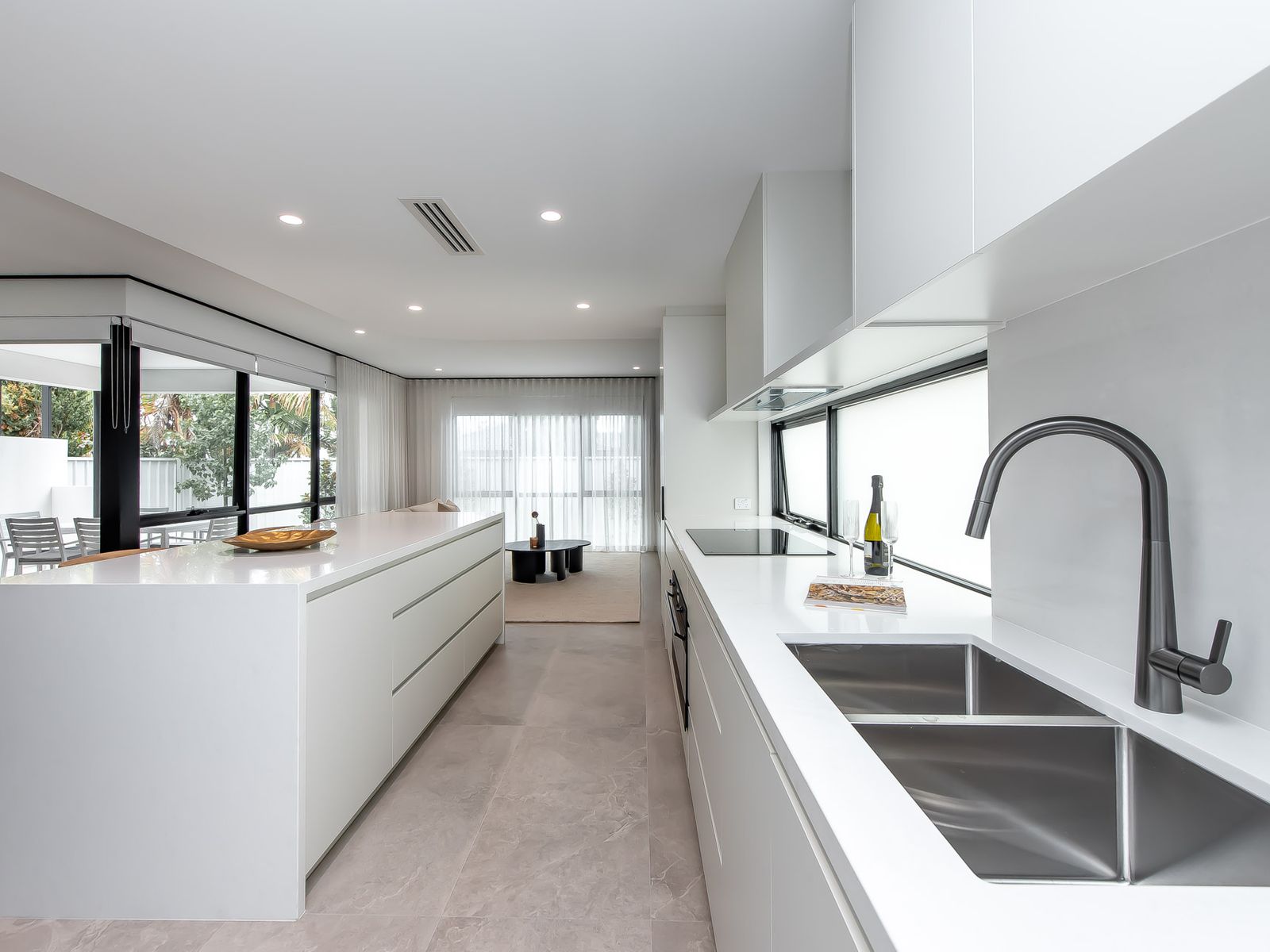 26A Tristania Rise, Duncraig, WA, Duncraig - Thumbnail 4