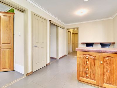 36 Clovelly Way , Warnbro