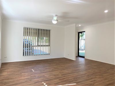 25 Quantock Court, Rochedale South