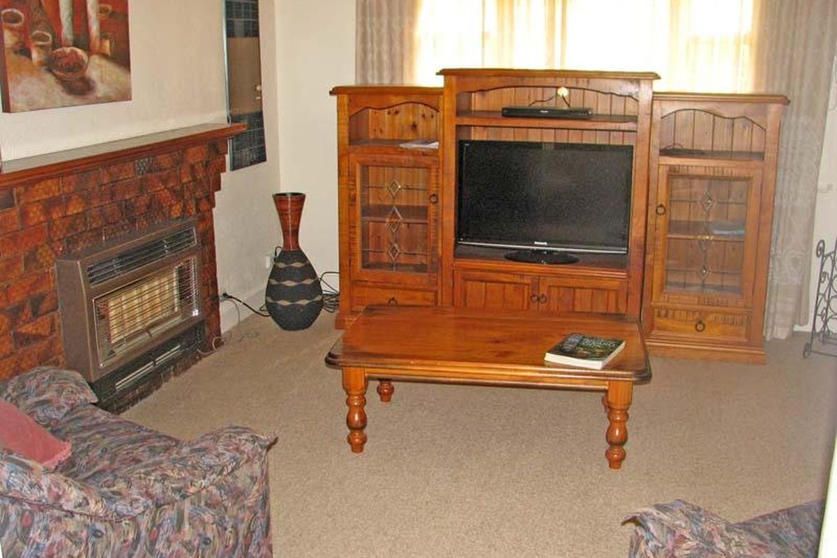 16 Saunders Street, Kyabram