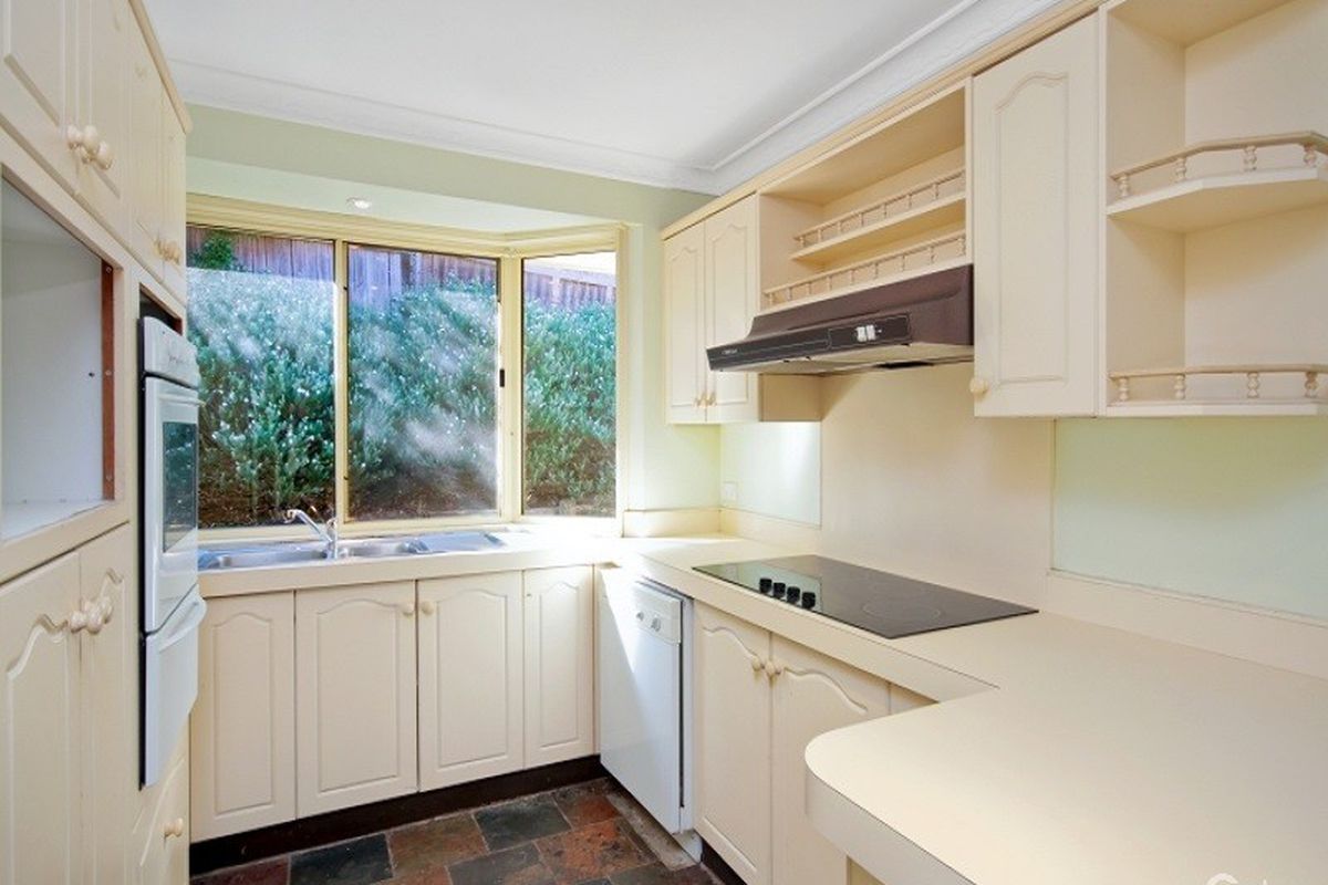 6 Oakwood Close, Forresters Beach