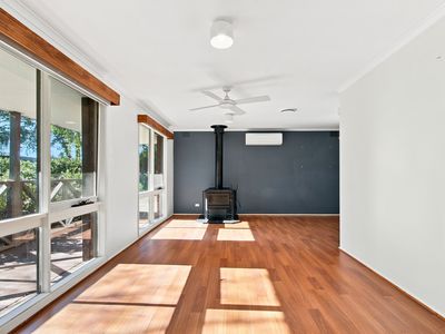 2 Rebecca Drive, Sale