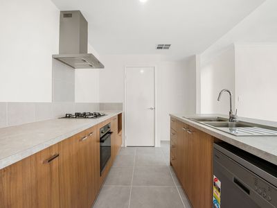 16 Minjary Loop, Baldivis