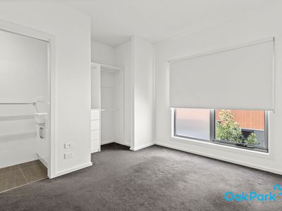 2 / 98 Snell Grove, Oak Park