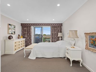 78 Lakeview Crescent , Forster