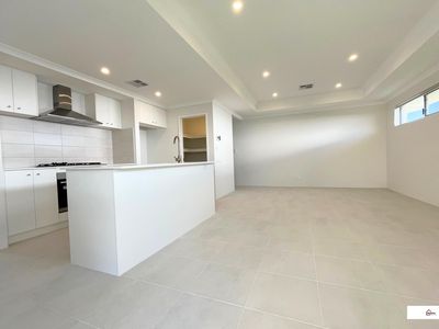 7 Siesta Way, Madora Bay