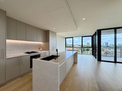 502 / 137 Anzac Parade, Kensington