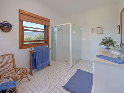 988 Murray Valley Highway, Tallangatta