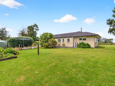 1014 South Head Road, South Head, Helensville