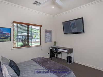 2 James Spiers Drive, Wanneroo