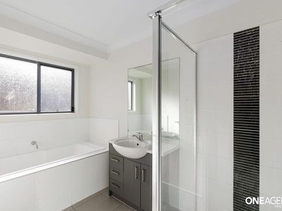 4 Lawson Road, Urraween